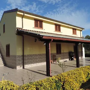 I Doni Del Mandorlo Séjour à la ferme